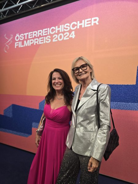 Katharina Albrecht, Leiterin der Akademie des Österreichischen Films mit Journalistin Hedi Grager, www.hedigrager.com, beim Österreichischen Filmpreis 2024. (Foto privat)