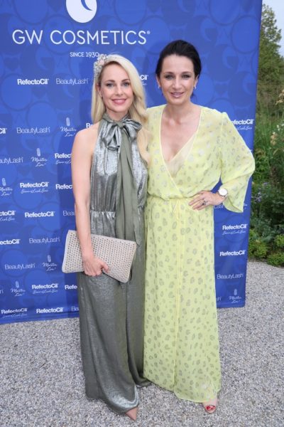 GW COSMETICS® Charity Gala in Salzburg: Silvia Schneider, Katarzyna Lutecka. (Foto Franz Neumayr)